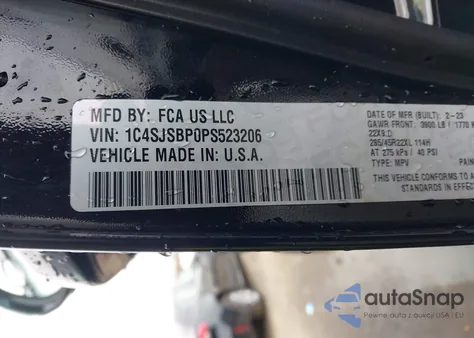 2023 Jeep Wagoneer L Series Ii 4X4 z USA, uszkodzony, nr VIN 1C4SJSBP0PS523206